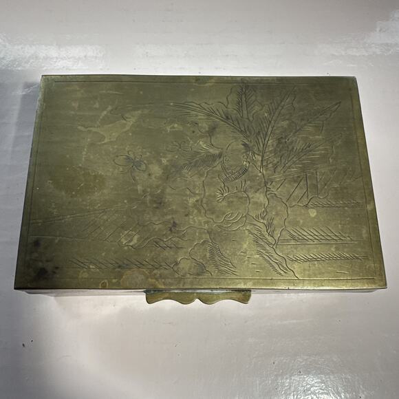 Vintage Brass Asian Jewelry Box With Art Image Old Trinket Box Antique Brass Box - Picture 12 of 12